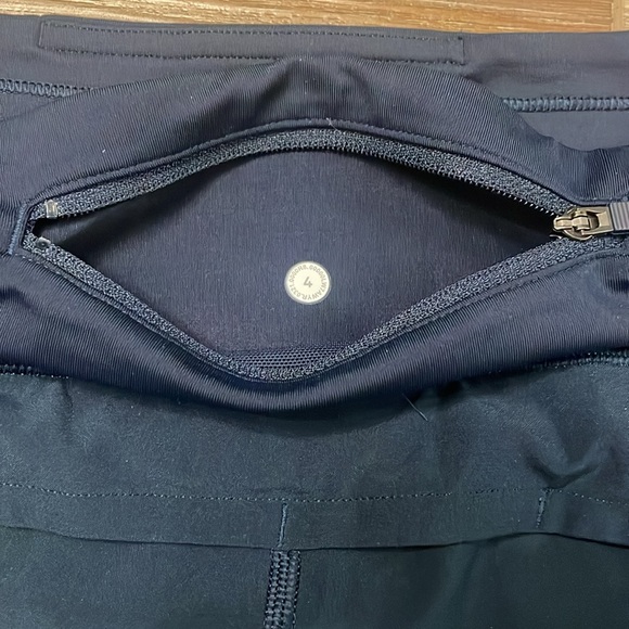 Lululemon Speed Up Mid Rise Short 2.5” *Lined - Picture 3 of 3